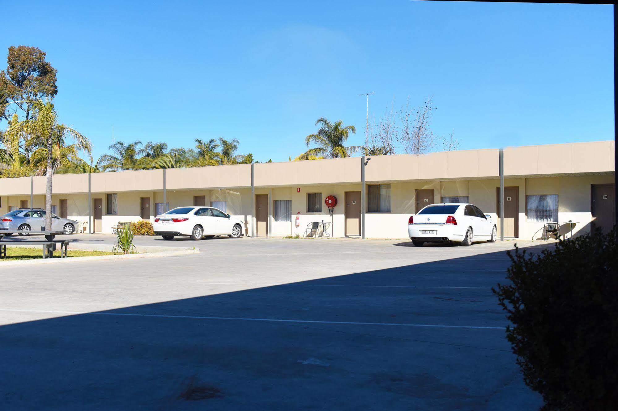 Mia Motel Griffith Exterior foto